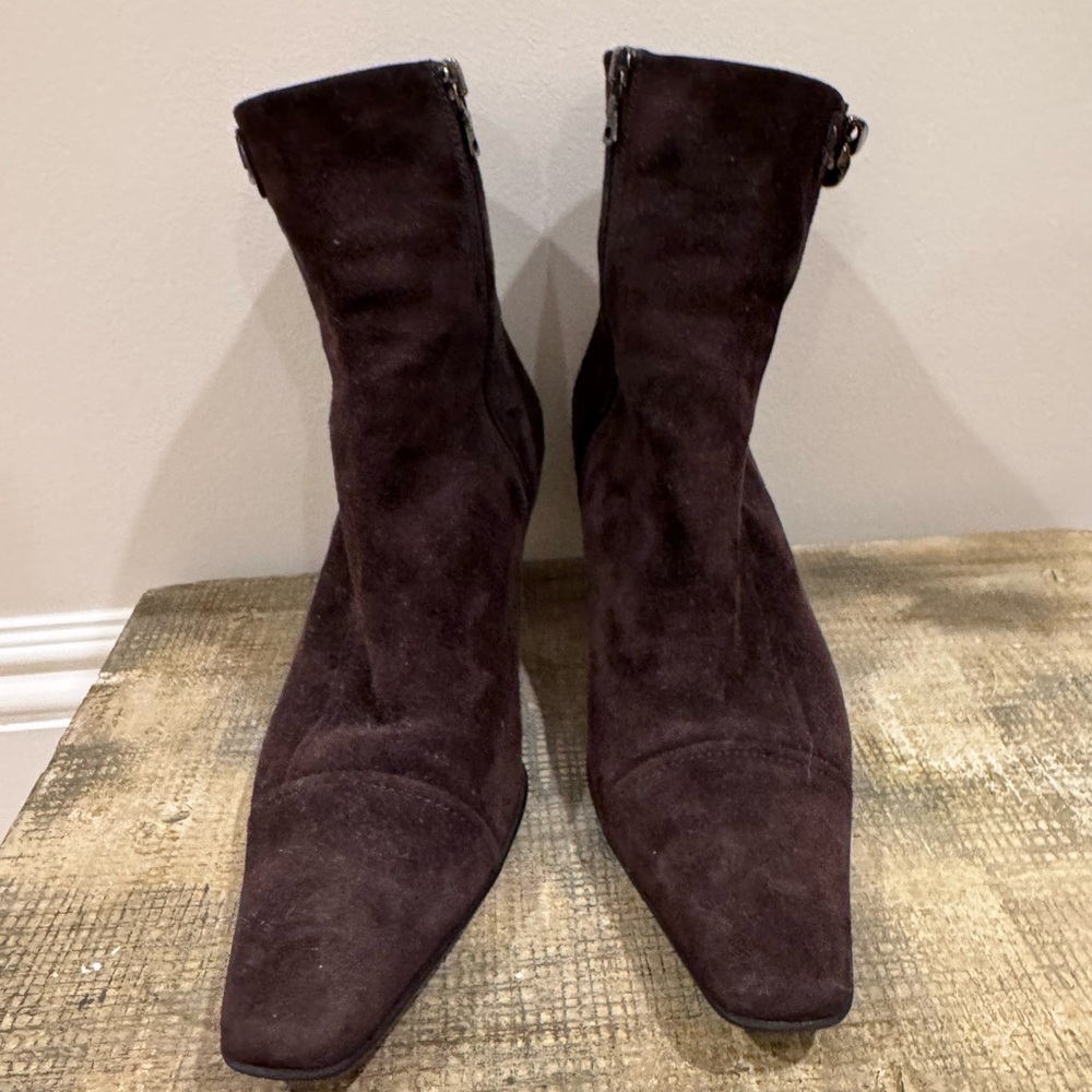 PRADA Size 38 Brown Suede Kitten Heel - Picture 2 of 4